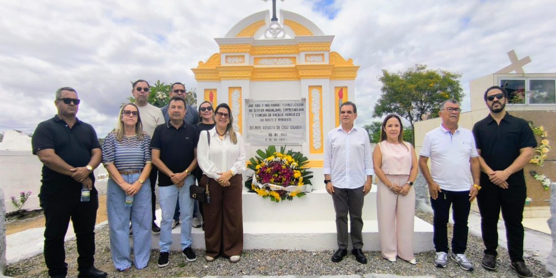 Delmiro Gouveia cumpre tradição e homenageia seu pioneiro em feriado de fé, cultura e memória