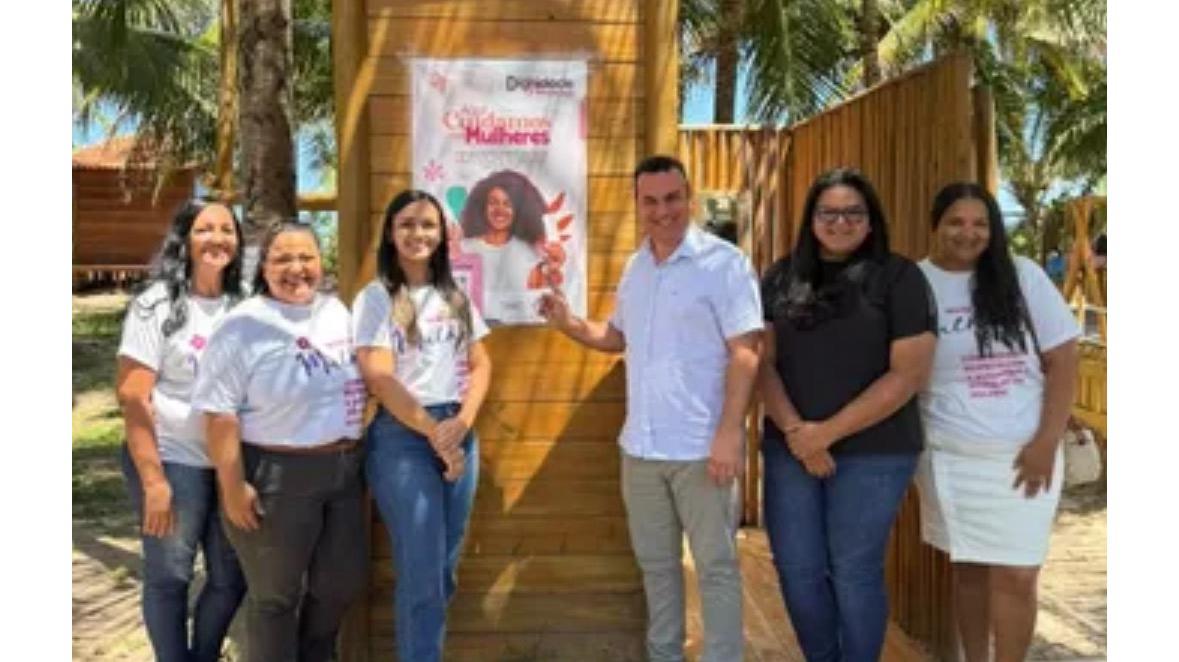 Porto de Pedras lança programa "Dignidade Feminina" e garante acesso a absorventes em praias