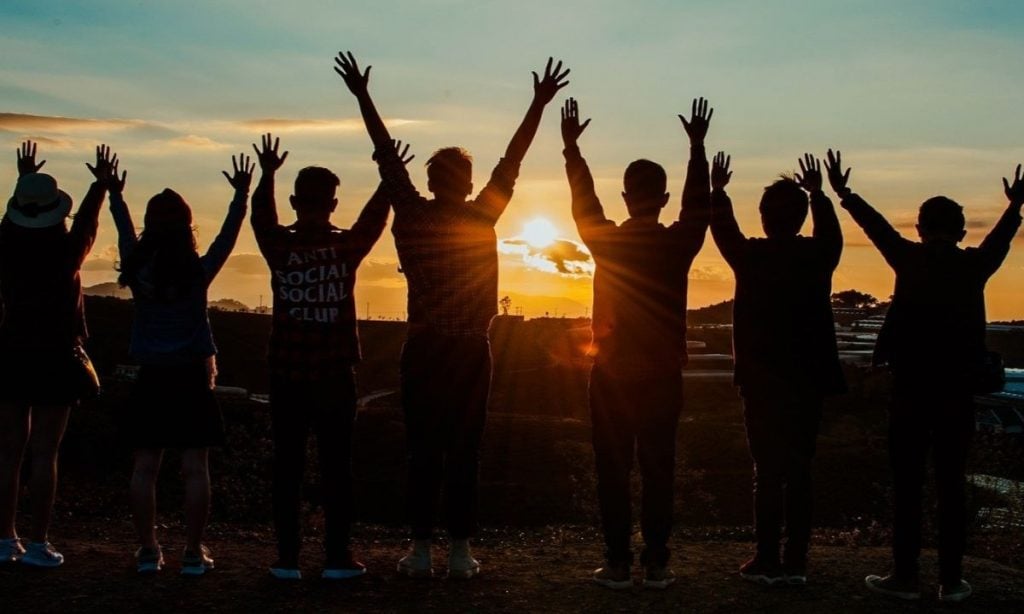 Cresce o adoecimento mental no Brasil e falta preparo para lidar com traumas de infância