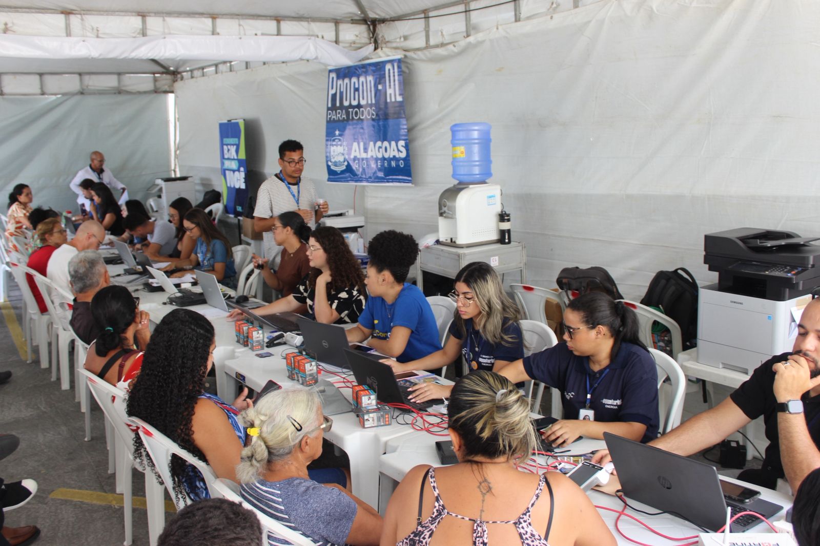 Procon/AL promove mutirão "Procon na Rua" com foco em superendividamento e negociação de débitos