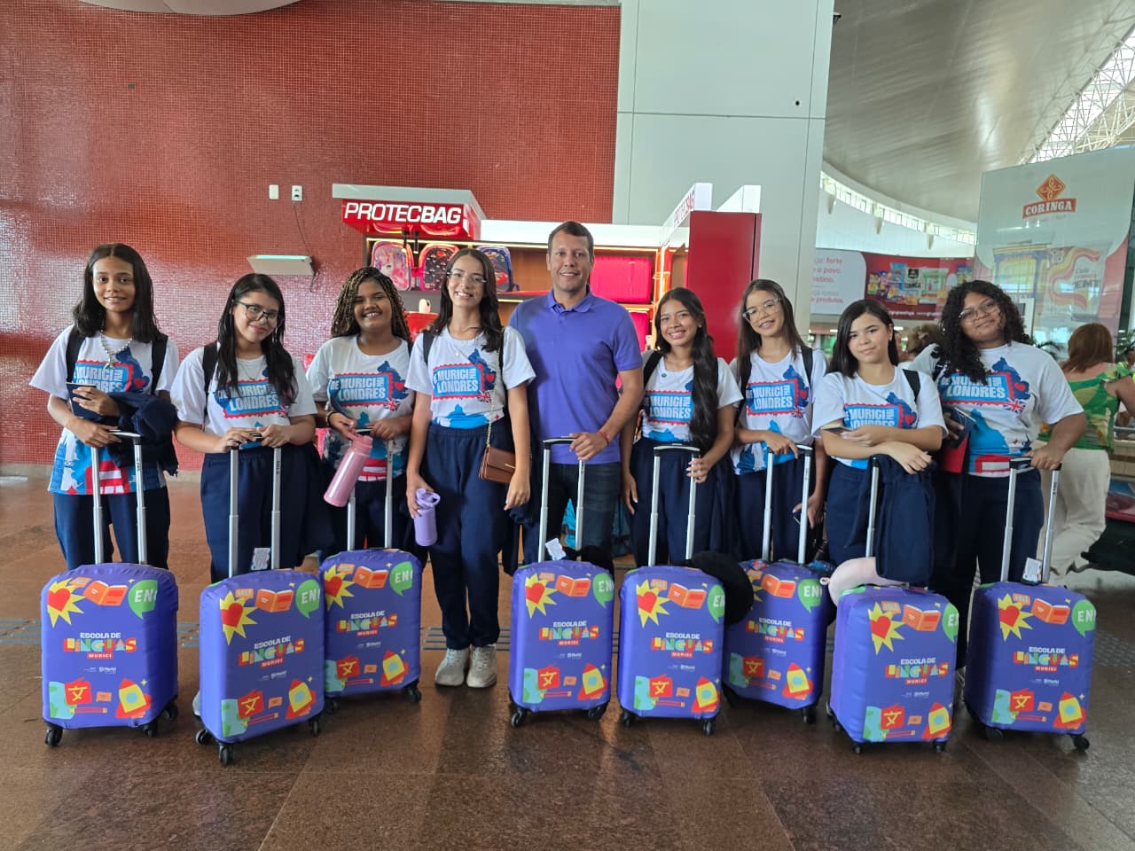 Prefeitura de Murici mobiliza embarque de mais um grupo de estudantes para intercâmbio na Europa