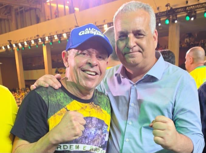 Em SP, Coronel Do Valle integra comitiva alagoana em convenção que oficializou candidatura de Flávio Bolsonaro