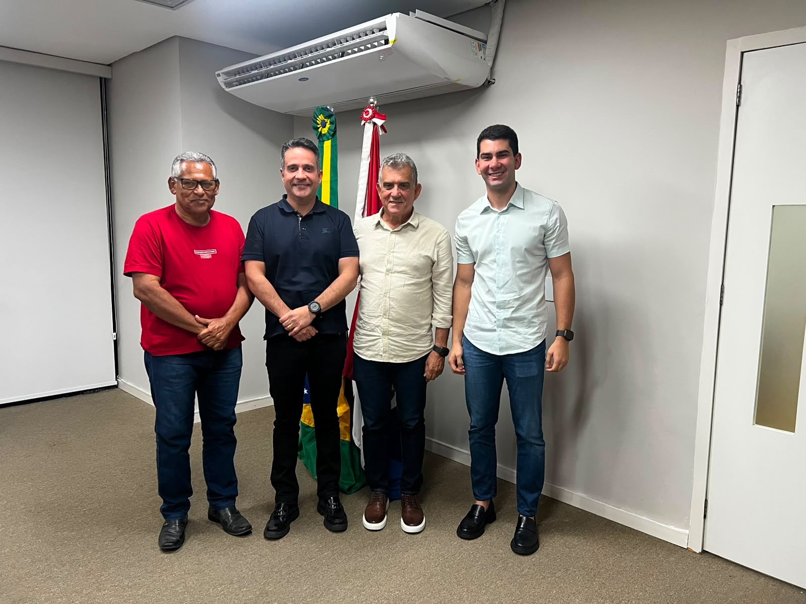 Pão de Açúcar recebe promessa de investimentos em infraestrutura e cultura após reunião no Palácio do Governo