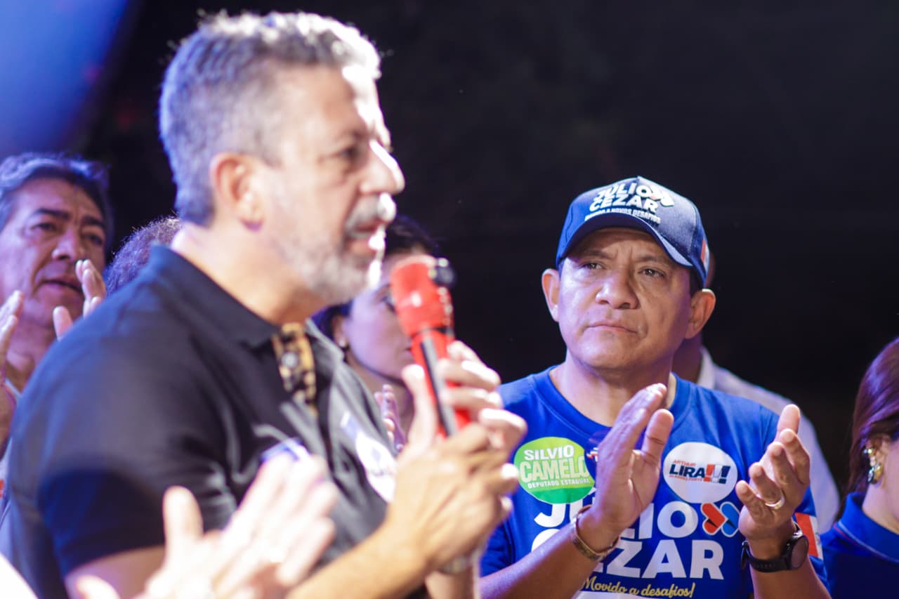 Em Palmeira, Arthur Lira prega unidade do Agreste e defende Júlio Cezar na bancada federal