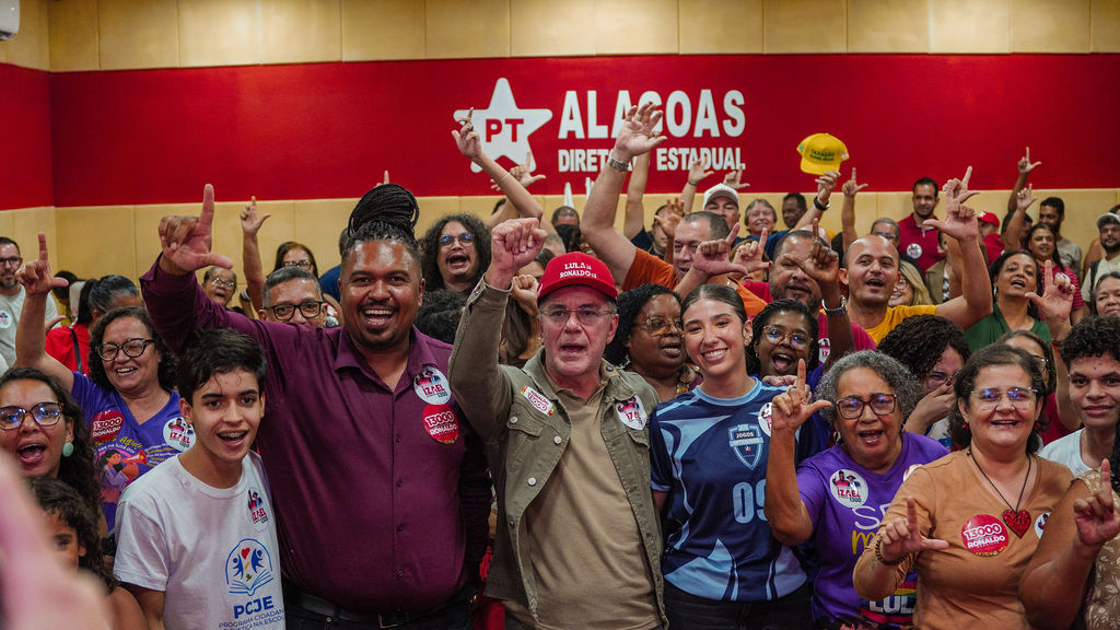 Plenária do PT/AL reúne lideranças em apoio a Izael do Sinteal e Ronaldo Medeiros