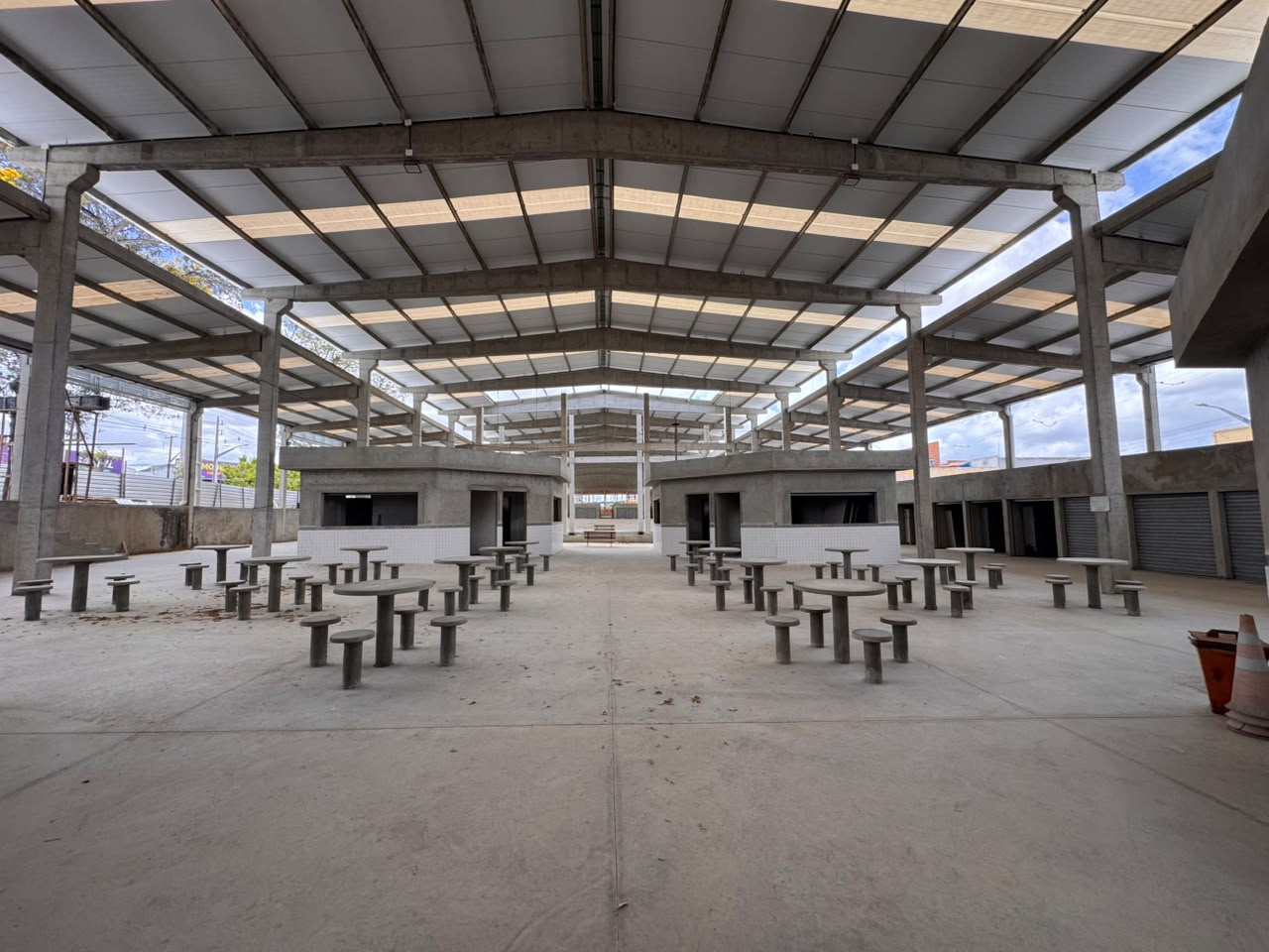 Obras da nova Feira Livre de Delmiro Gouveia entram na reta final