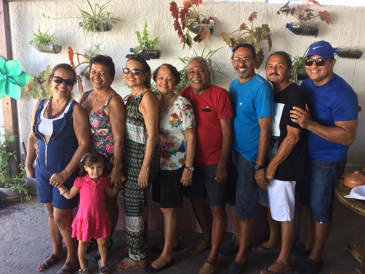    Feijoada, pagode e muita cerveja Devassa agitaram o aniversário da Nau