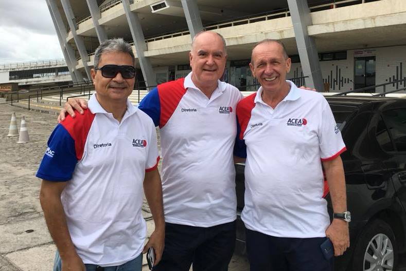 Cronistas alagoanos criticam comportamento de Cláudia Petuba