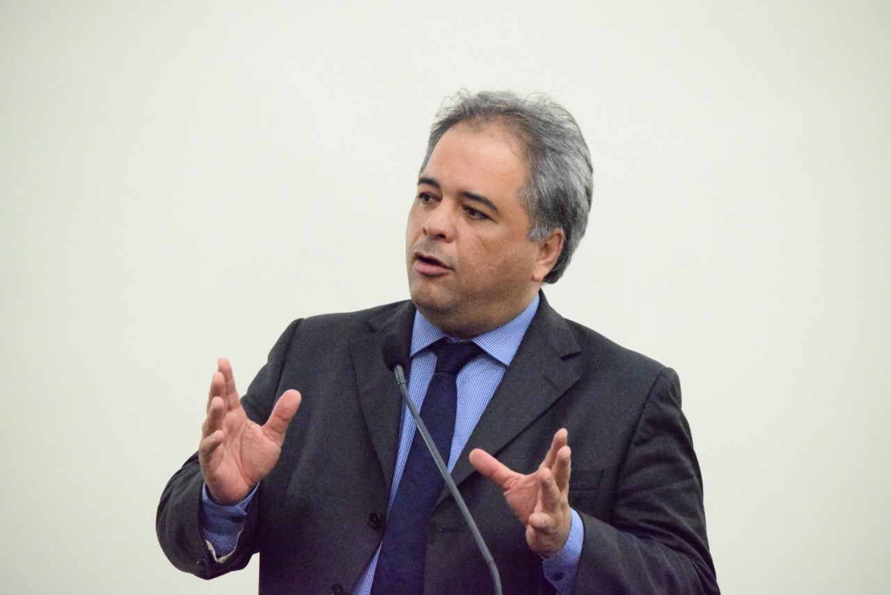 Deputado cobra instalação de câmeras no bairro Pinheiro