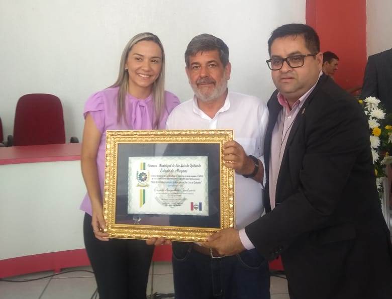 Câmara de São Luiz/AL  presta homenagem ao padre Ernesto Amintas