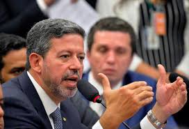 UMA VEZ LÍDER? SEMPRE LÍDER! Arthur Lira lidera novo bloco na Câmara