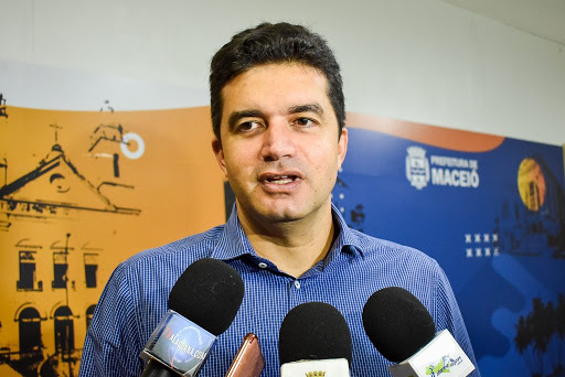 "TÔ FECHADO COM RENAN" Rui diz a Ronaldo Lessa que está fechado com Renan Filho