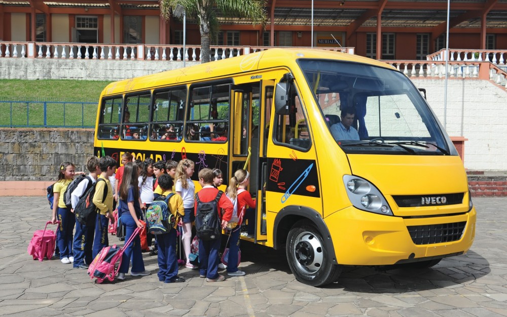PREFEITURA DE MACEIÓ - Novas regras são instituídas para transporte escolar