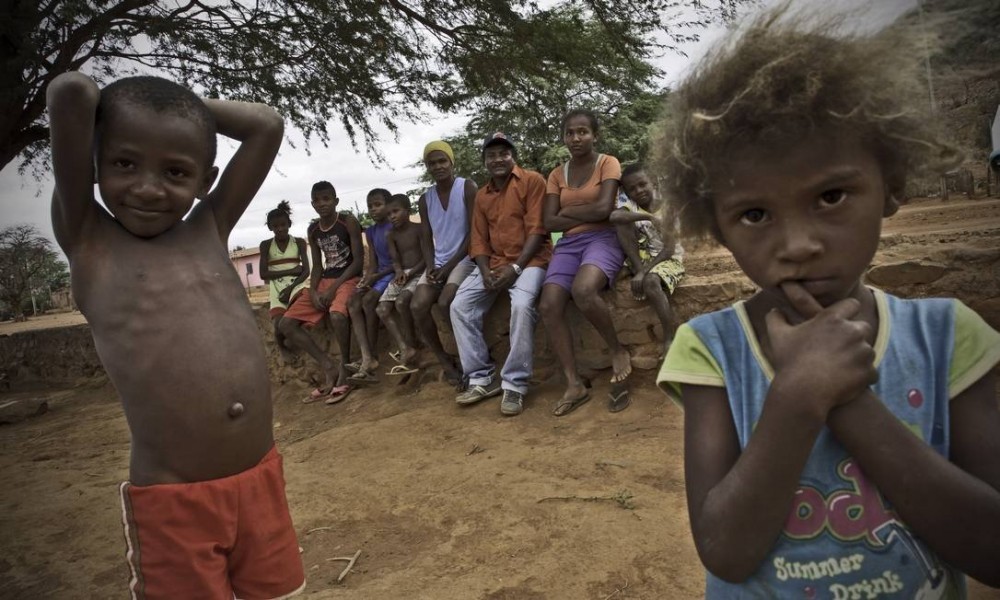 BOLSA FAMÍLIA - Mais de 6 mil cidadãos alagoanos sofrem na fila de espera