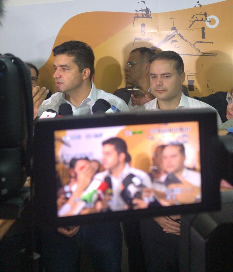 "VAMOS BUSCAR O MELHOR NOME" - Rui e Renan se encontram para falar sobre saneamento, mas o assunto mesmo é Alfredo