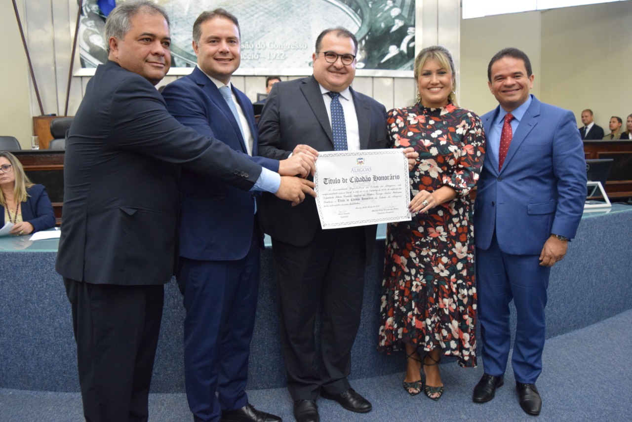 RECONHECIMENTO - George Santoro recebe o título de Cidadão Honorário do Estado de Alagoas