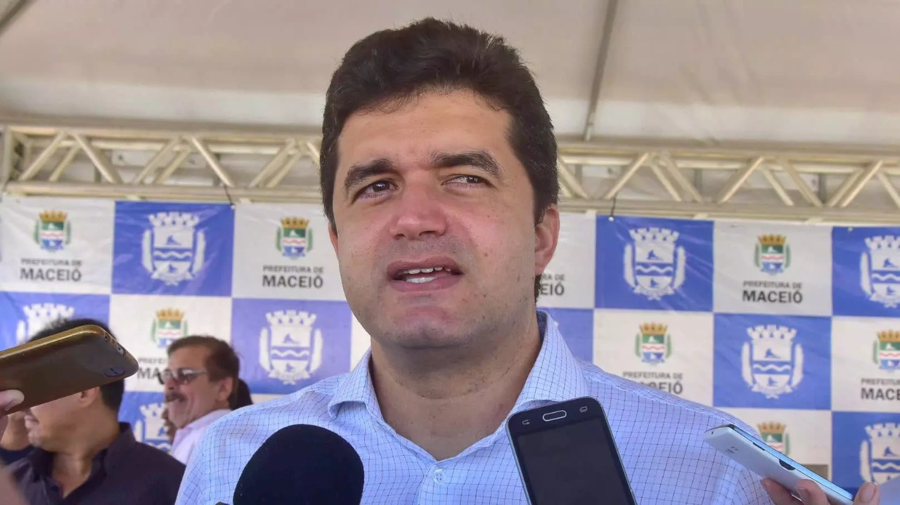 CORONAVÍRUS – Merendeiros criticam medidas de prevenção de Rui Palmeira