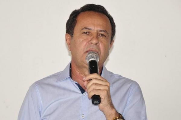 Onda do Coronavírus faz prefeito cancelar Show musical da festa de Mata Grande/AL