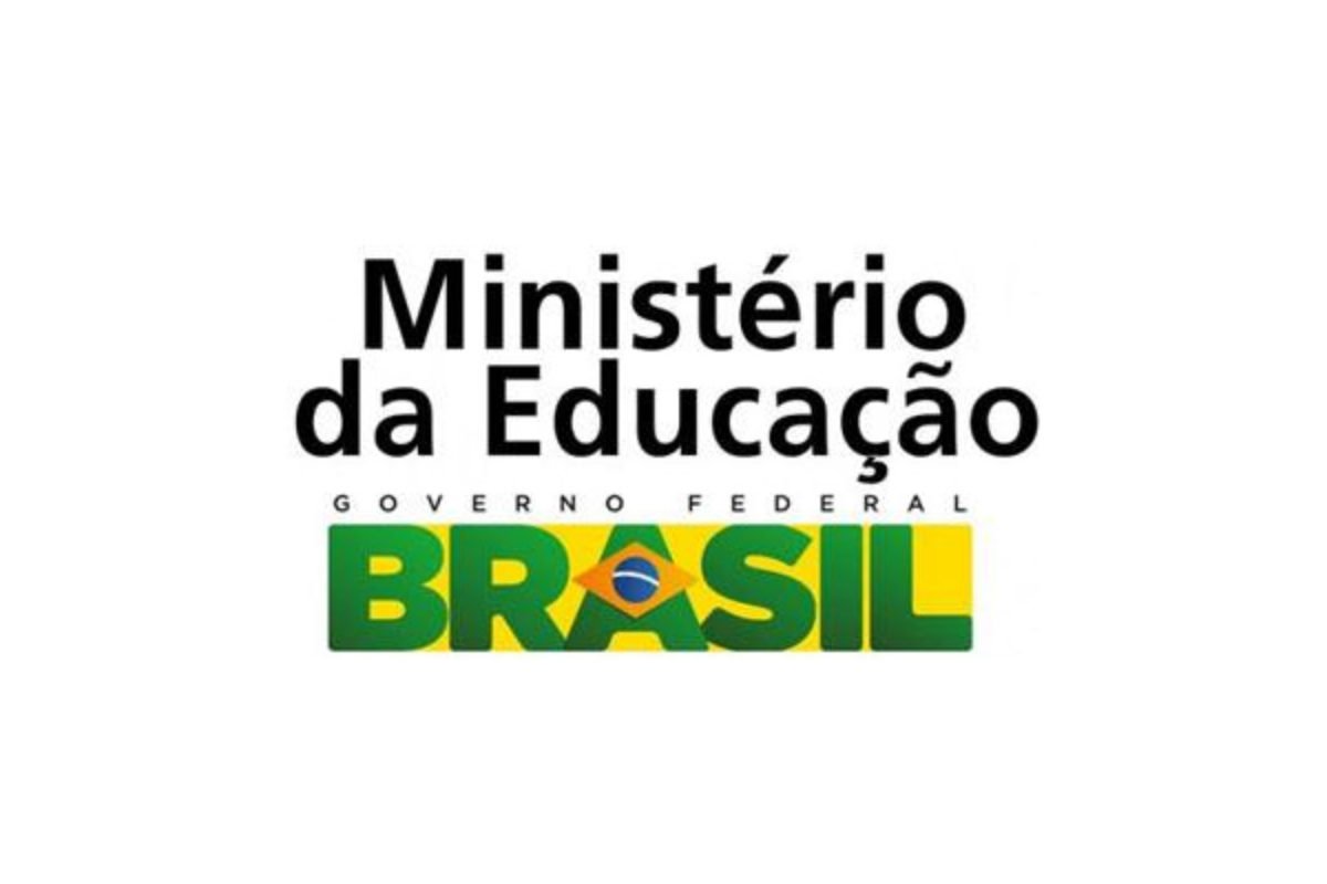 EAD É O FUTURO? MEC autoriza substituir aula presencial por aula à distância nas federais