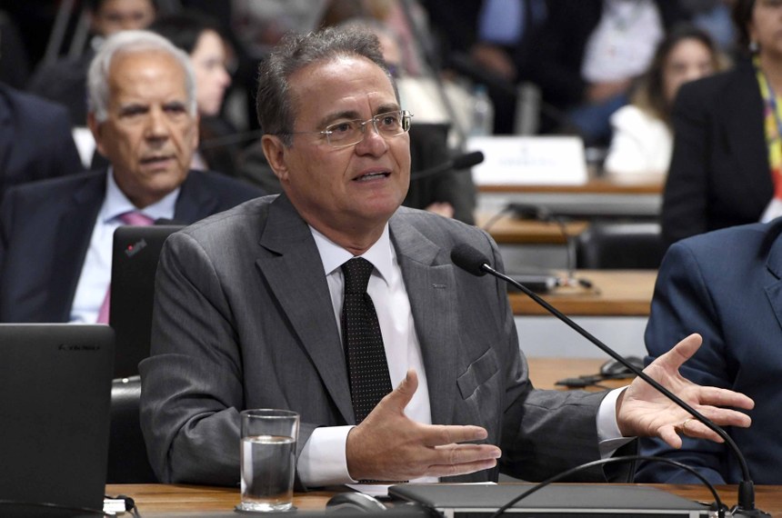 Renan Calheiros critica decisão de ministro do TCU de suspender ampliação do BPC