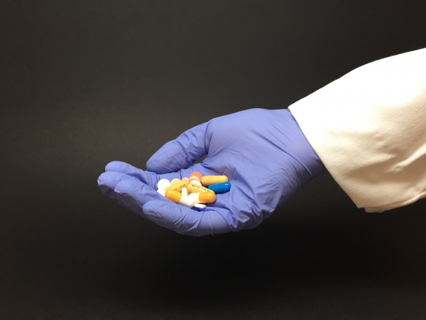 IMPORTANTE! - Pesquisadora esclarece remédios em teste e riscos da automedicação para a Covid-19