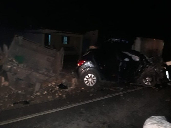 FATALIDADE - Grave colisão em Feira Grande deixa quatro mortos