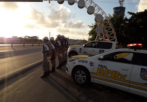 MÉTODO DE PREVENÇÃO - Barreiras sanitárias são montadas em divisas de Alagoas no combate ao Covid-19