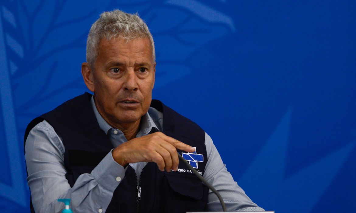 NÃO PODEM RELAXAR - Quatro capitais ficam em situação crítica sem o isolamento, avalia Ministério da Saúde