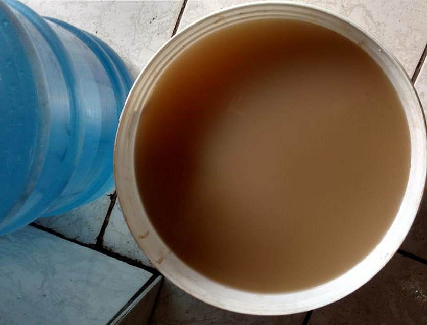 DEPOIS DA TEMPESTADE… VÊM OS PROBLEMAS – Devido às chuvas, Piaçabuçu tem água ‘barrenta’ e abastecimento da região é suspenso