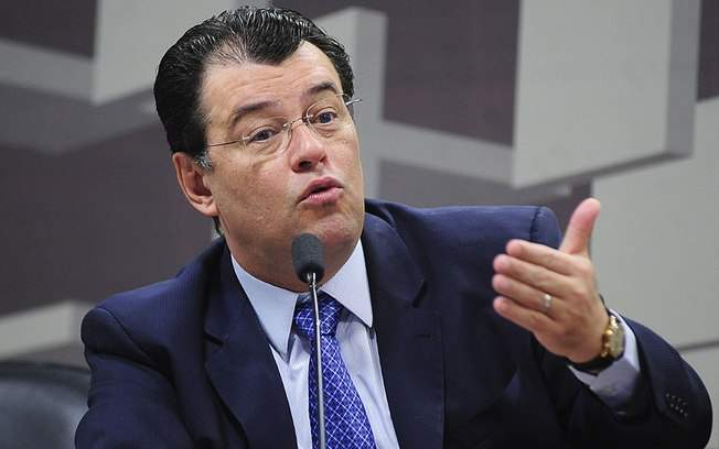 SENADO - Projeto de lei quer congelar preços de planos de saúde