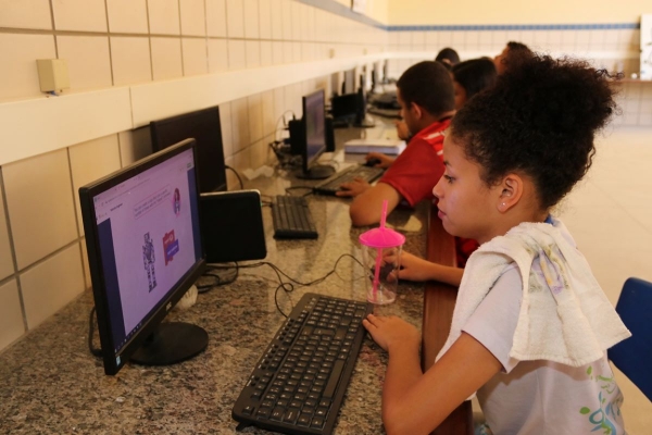 BUSCANDO ALTERNATIVAS - Seduc adota regime especial de atividades escolares não presenciais durante pandemia