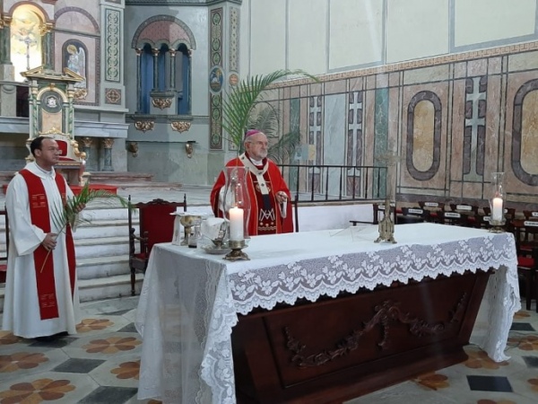 FÉ NAS REDES SOCIAIS - Arquidiocese de Maceió transmite missa de Domingo de Ramos