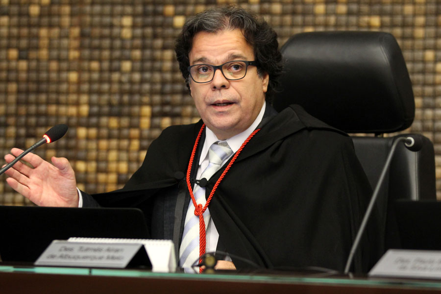 CONTINUA FECHADA! - Justiça nega permissão para abertura de loja de material de construção em Maceió