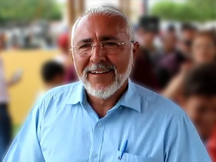 Padre Eraldo diz estar firme para reeleição durante entrevista de seu governo no rádio