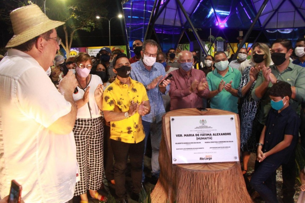 Riolarguenses ganham praça com o que há de mais moderno e criativo em designer e paisagismo