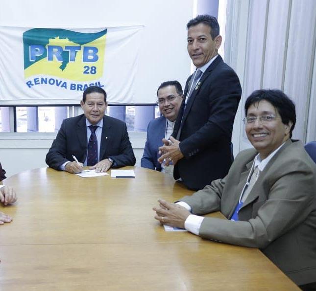 EXCLUSIVIDADE - Vice-presidente Hamilton Mourão só irá apoiar candidatos do PRTB e coligados em Alagoas