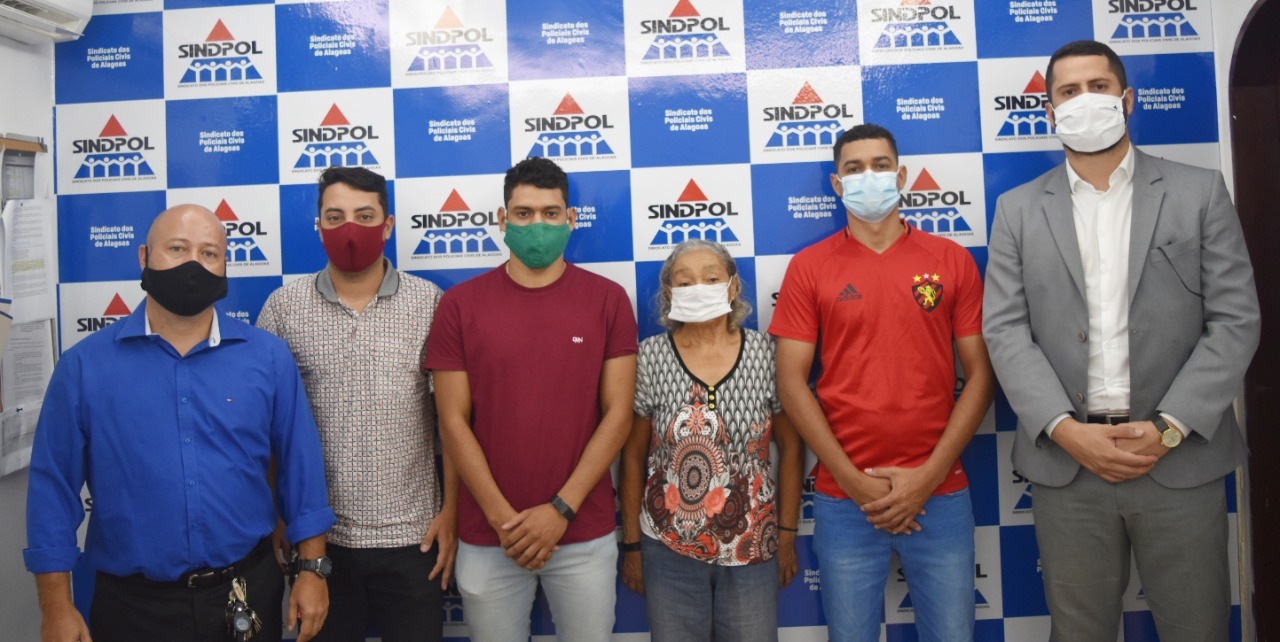 SEM RESPOSTAS - Família de policial civil assassinado pede ajuda a Sindpol para solução de caso