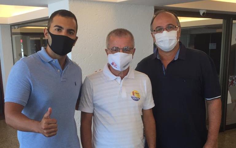 Jornalista Flávio Gomes de Barros ganha apoio da família Teófilo nessa sua caminhada à Câmara de Maceió