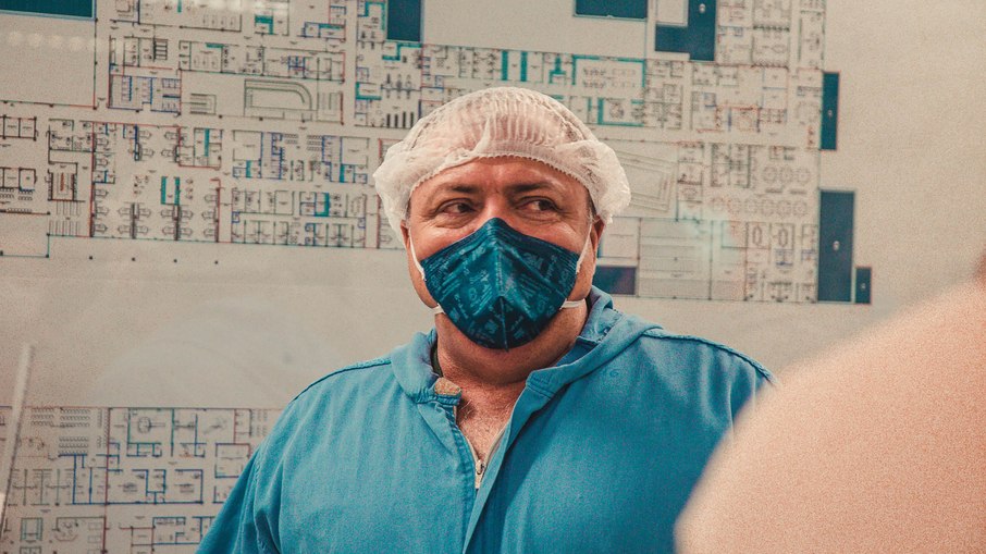 Confederação dos municípios pede saída de Pazuello: "Pelo bem dos brasileiros"