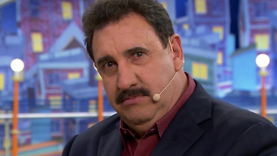 Ratinho sugere que ditadura fuzile denunciados, mas deve R$ 80 mi ao governo