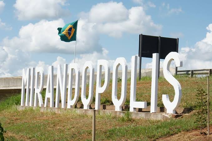 Prefeito sofre punição e terá que desembolsar 40 mil reais por não fechar comércio da cidade