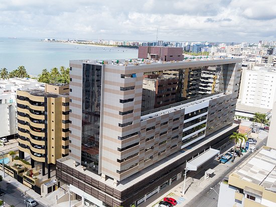 Nove hotéis da rede Louvre Hotels Group-Brazil oferecem pacote de Dia dos Namorados