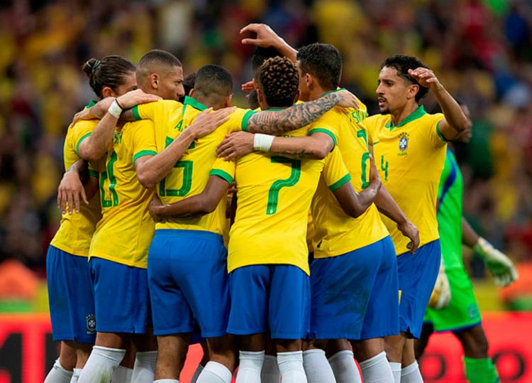 Justiça é acionada por grupo Gay para obrigar Seleção Brasileira usar a camisa 24 neste sábado na decisão da Copa América