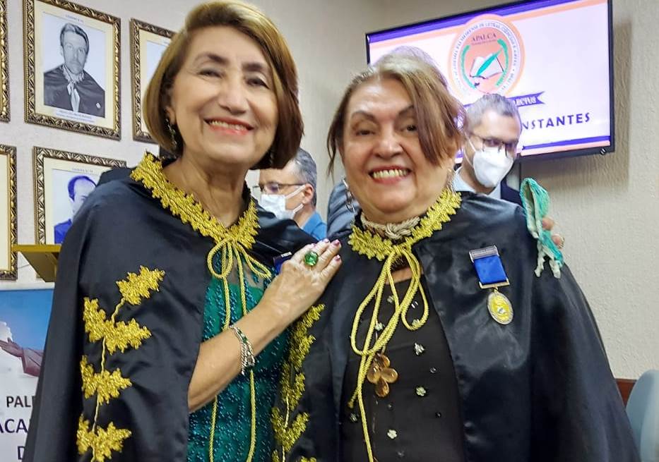 Escritora alagoana Ruth Freitas prestigia em sua terra natal posse de amiga na Academia de Letras