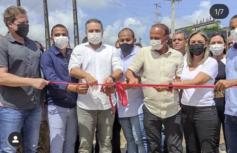 Matriz inaugura mais um conjunto de obras com a presença do governo alagoano