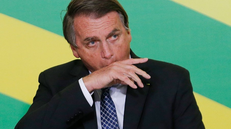 Bolsonaro eleva em 30 vezes fundo de campanha com PP, PL e Republicanos