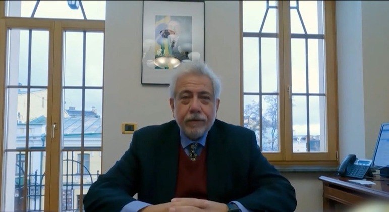 Coragem: Embaixador do Brasil volta a Ucrânia depois de quase 5 meses