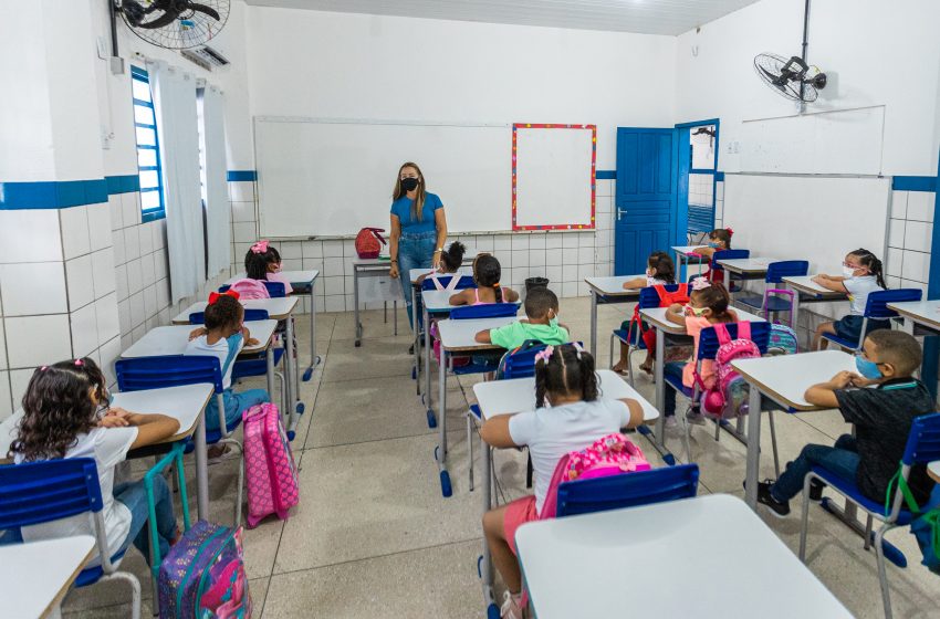 Bom exemplo: Maceió já pagou cerca de R$ 59 milhões em progressões aos servidores da Educação