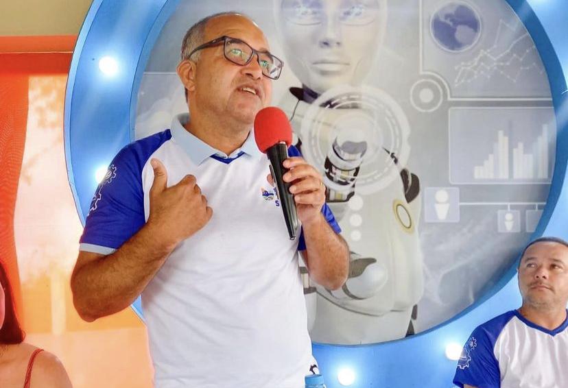 Em Tapera/AL prefeito reabre escola; agora dotada de robótica e com  reforço escolar