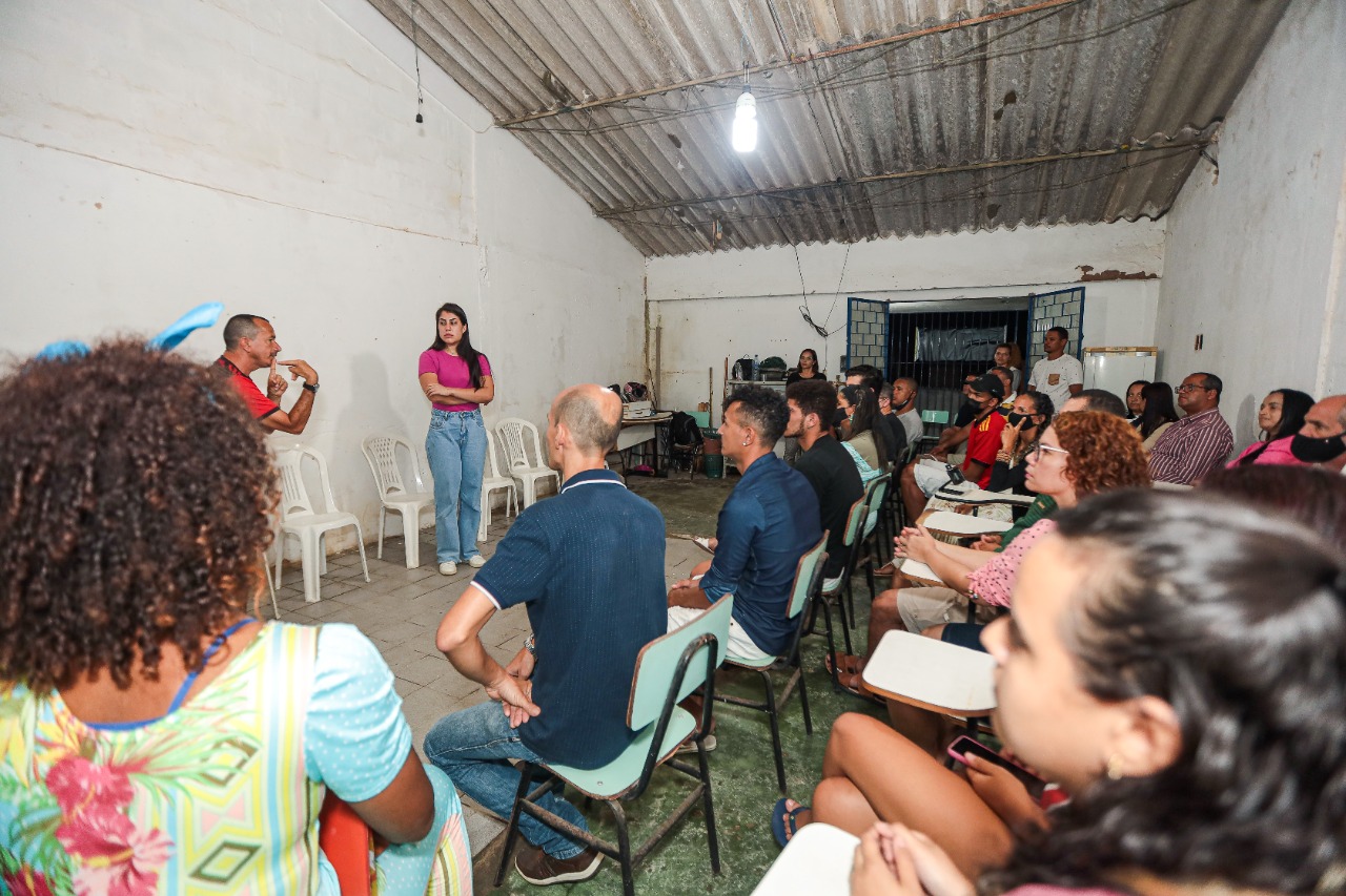 Gabi Gonçalves interage com Associação dos Surdos de AL prometendo defender categoria na Assembleia Legislativa